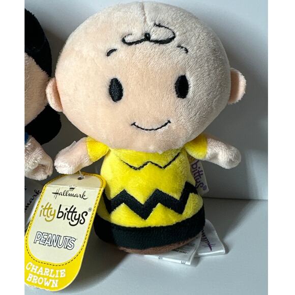 Hallmark Itty Bittys Peanuts Set of 3 Charlie Brown, Linus & Lucy Collectibles - Picture 4 of 6